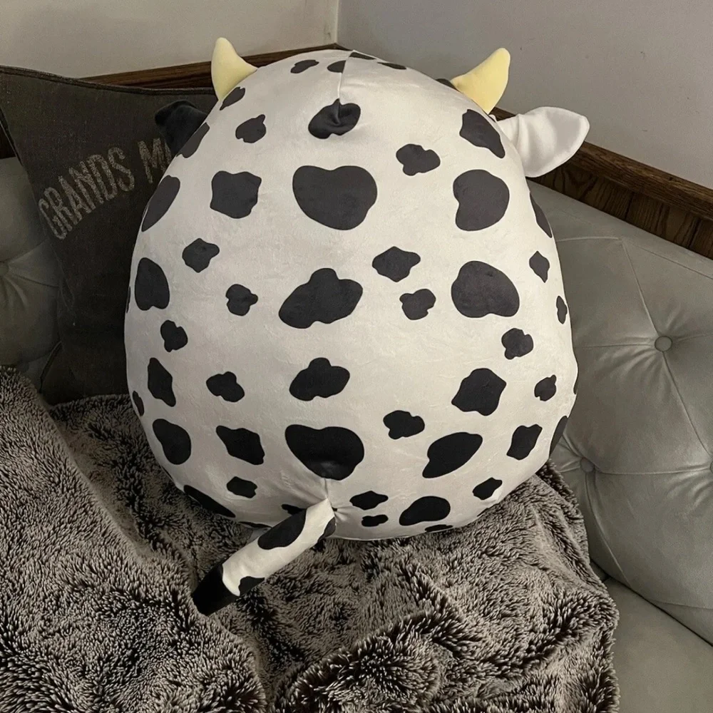 Squishmallows 20” XL Colin the cow w heart nose - Picture 2 of 5
